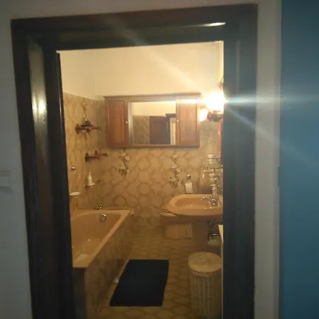 דירה Casa Irma Confortevole Nel Cetro Di פראטו